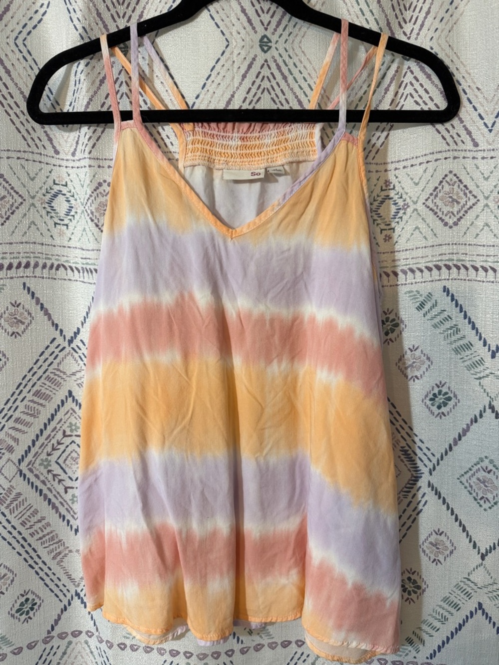 SO Pastel Tie-Dye V-Neck Camisole - Peach, Lavender, Cream